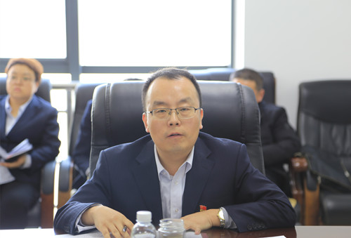 纪委书记万朝气作党风廉政建设暨纪检监察工作报告.jpg